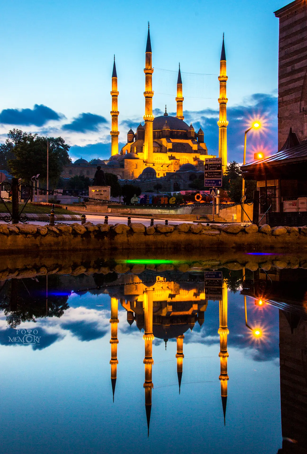 Reyhan Mustafa Foto Memory